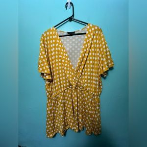 Lane Bryant size 22/24 women’s yellow with white polkadot top